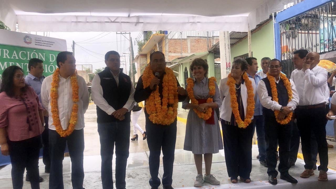 ASTUDILLO INAUGURA CALLE MORELOS EN CHILPANCINGO