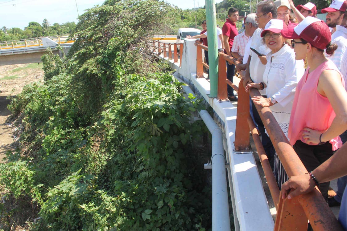 AMLO HA SIDO SOLIDARIO Y GENEROSO CON LOS ACAPULQUEÑOS: ADELA ROMÁN