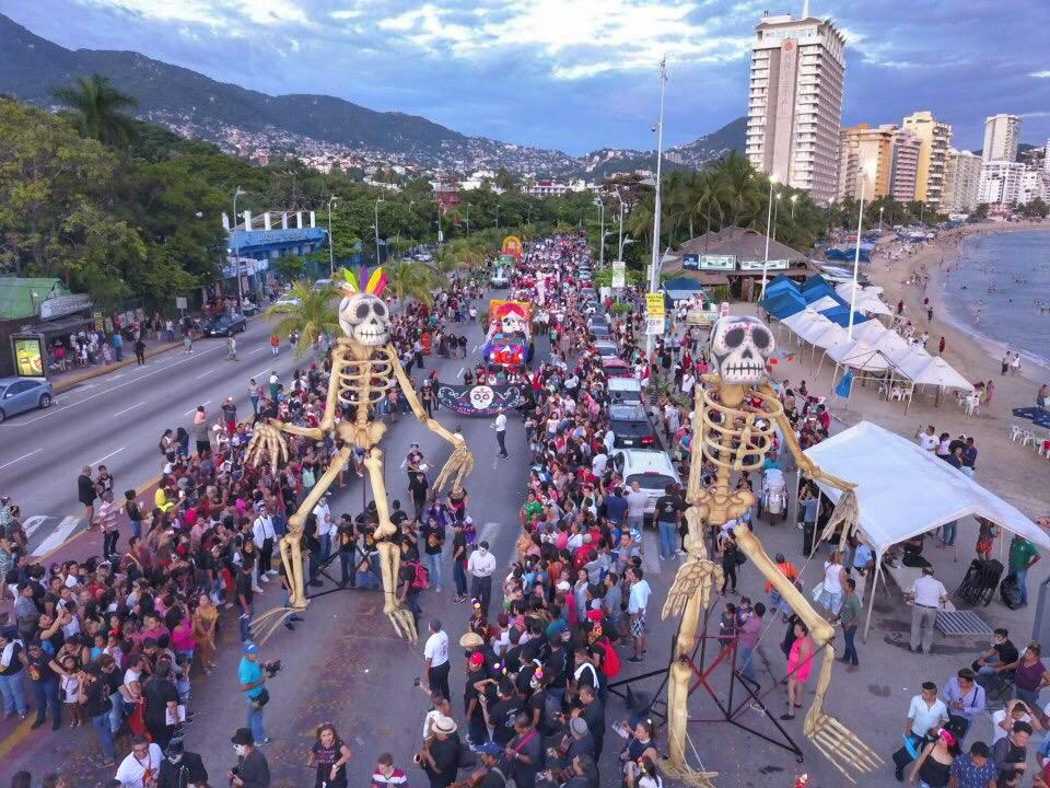 CON GRAN ÉXITO SE DESARROLLA PRIMER DESFILE ACATRINA FEST 2019