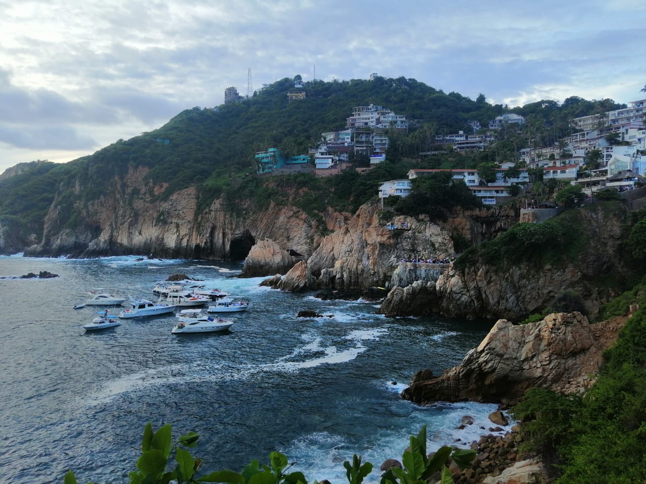 SITIOS TURÍSTICOS DE GUERRERO CON AFLUENCIA DE VISITANTES