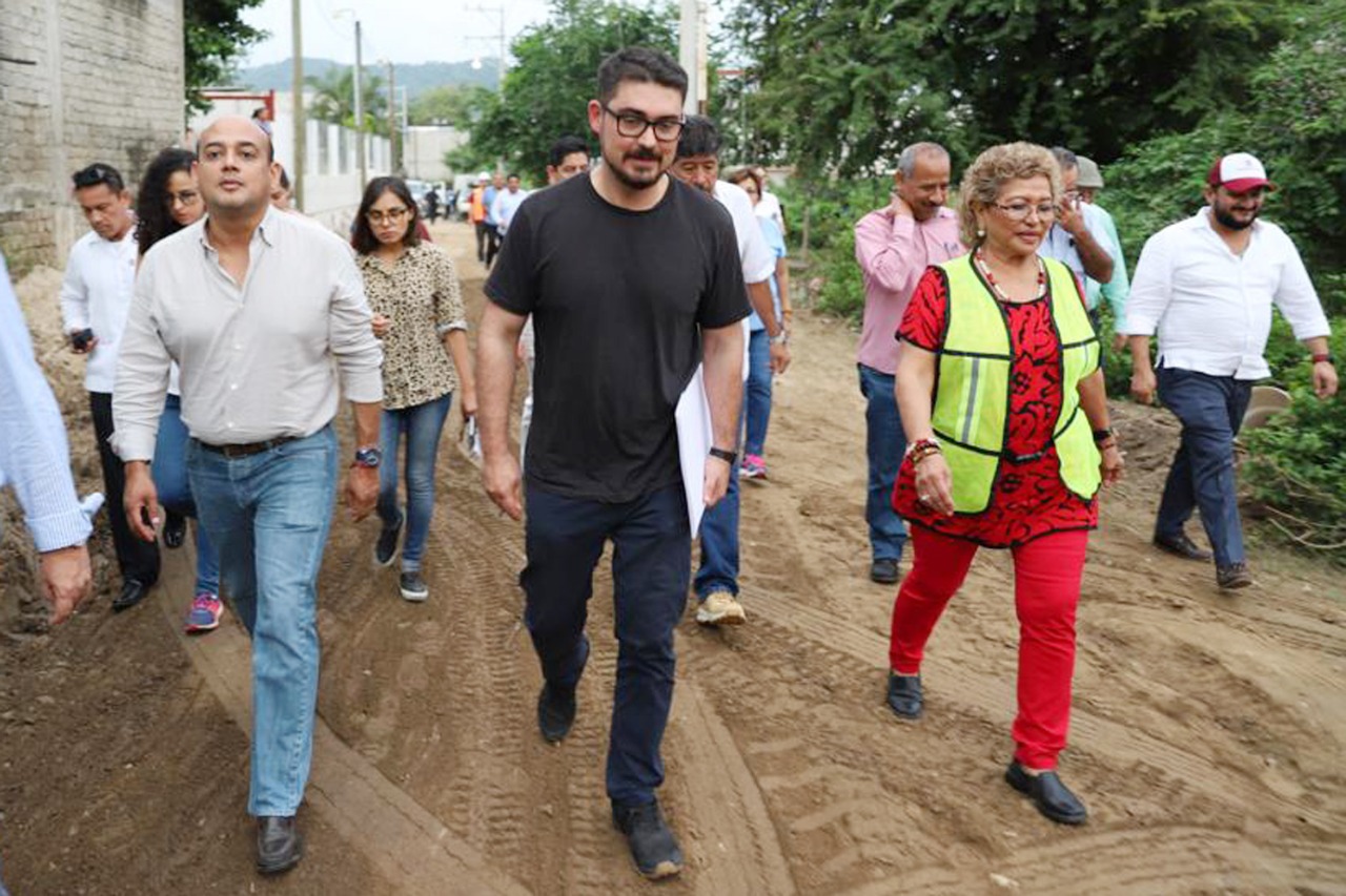 Supervisan Adela Román y titular de SEDATU obras de mejoramiento en Acapulco