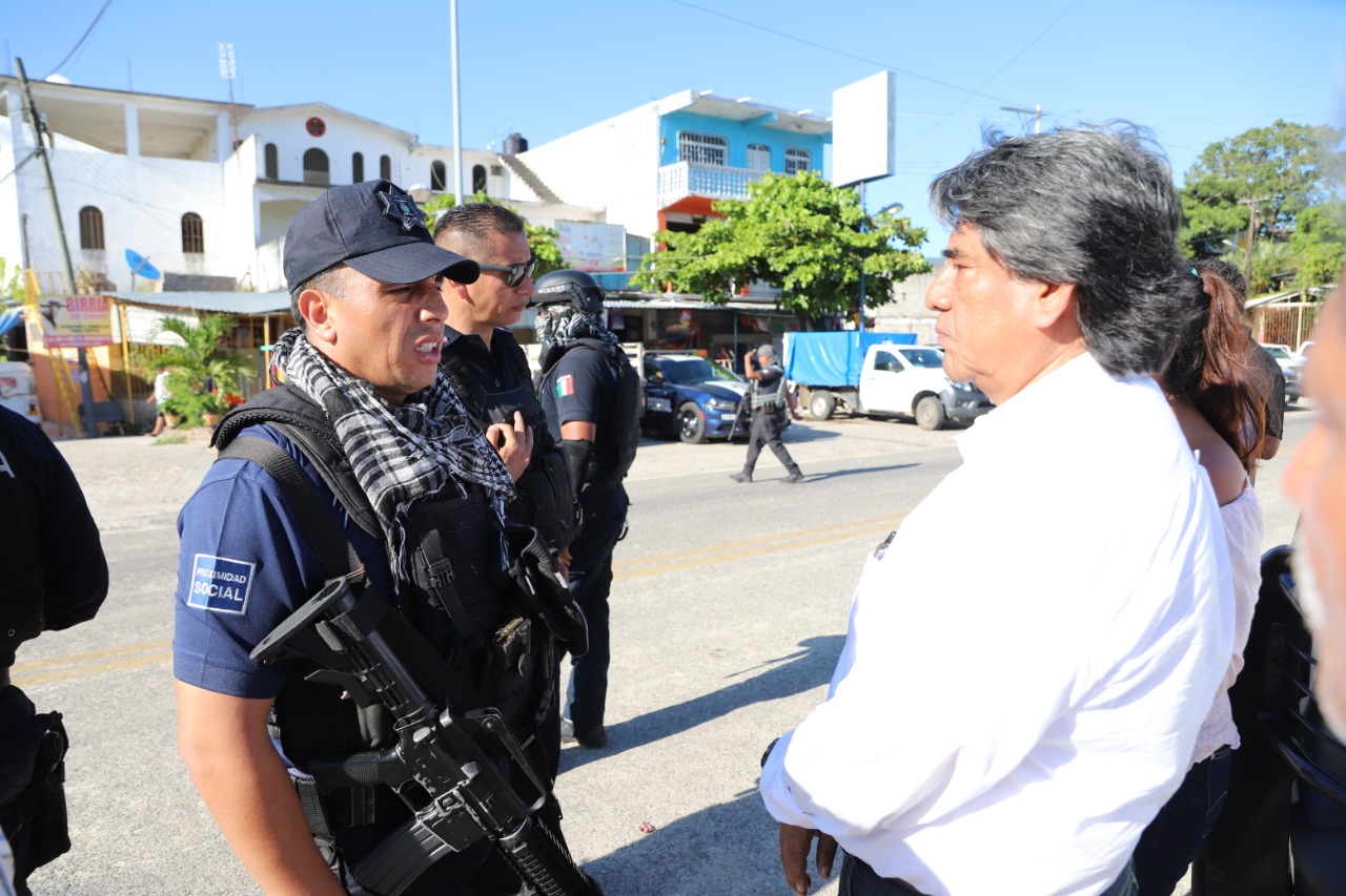 Policía de Acapulco también mantienen vigilancia en Xaltianguis