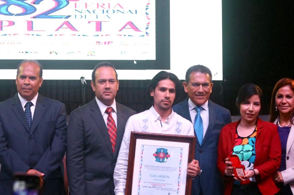 Lleno total en el inicio de la Feria Nacional de la Plata en su casa, Taxco