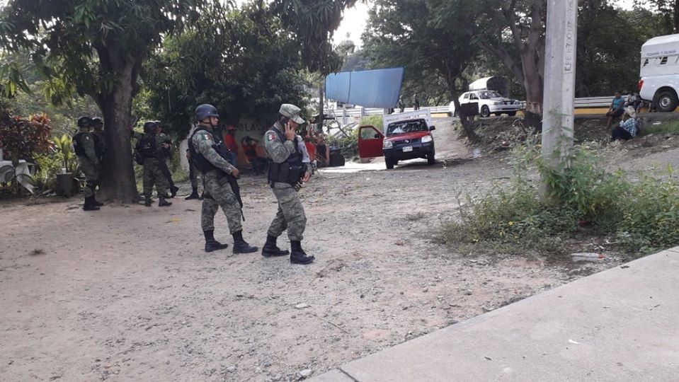 Habrá diálogo y negociación, dice Guardia Nacional ante retención de agentes en Tecoanapa