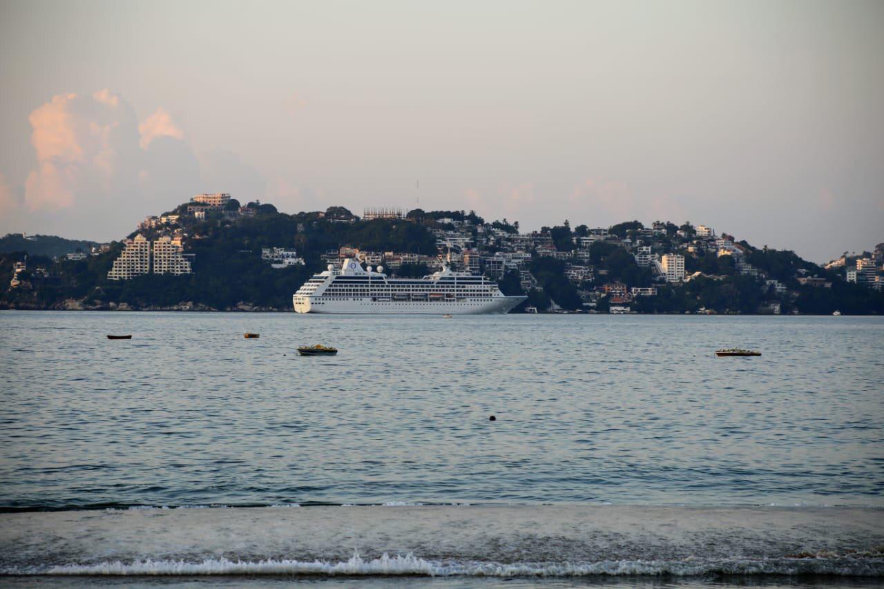Arriba crucero Sirena a Acapulco, tras exitoso fin de semana