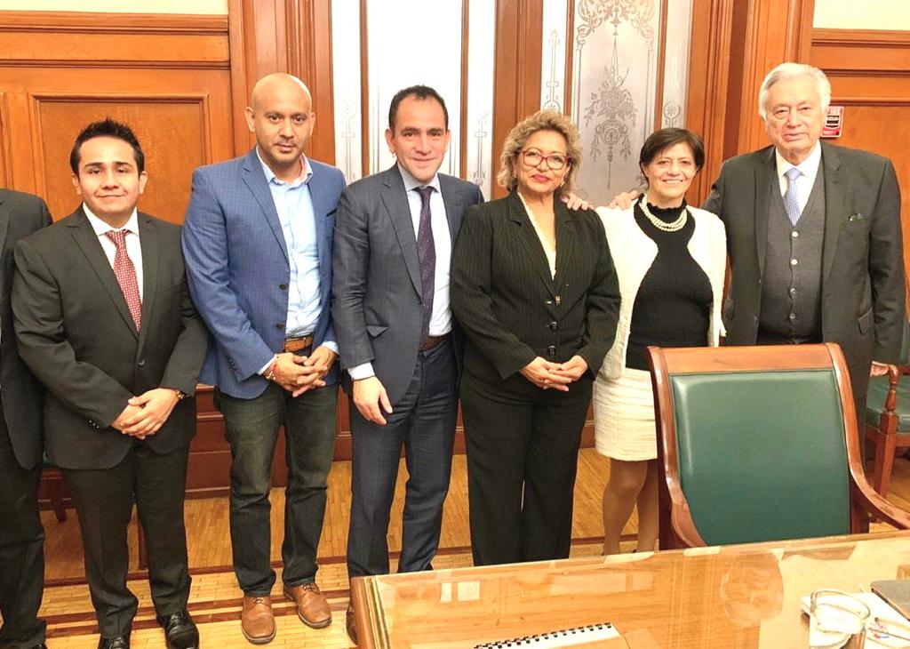 Acuerdan Adela Román y Gobierno Federal reducir tarifa eléctrica a Capama