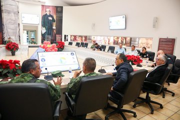 Revisan en Mesa de Seguridad los operativos por el inicio del periodo vacacional de Navidad y Año Nuevo