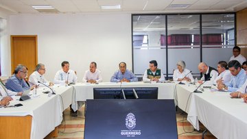 Urgente la intervención de hospitales en Guerrero: Astudillo