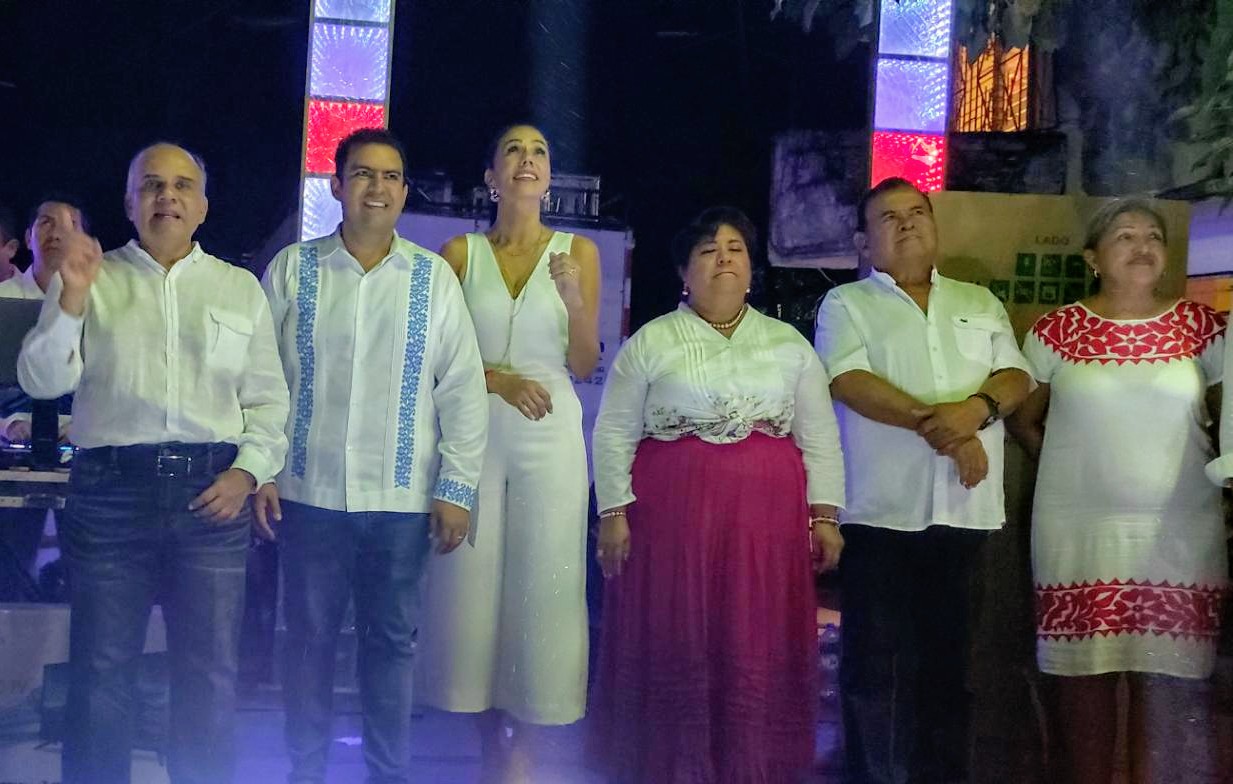 Acompaña el senador Añorve al alcalde Jorge Sánchez en festejos decembrinos con el priismo de Zihuatanejo
