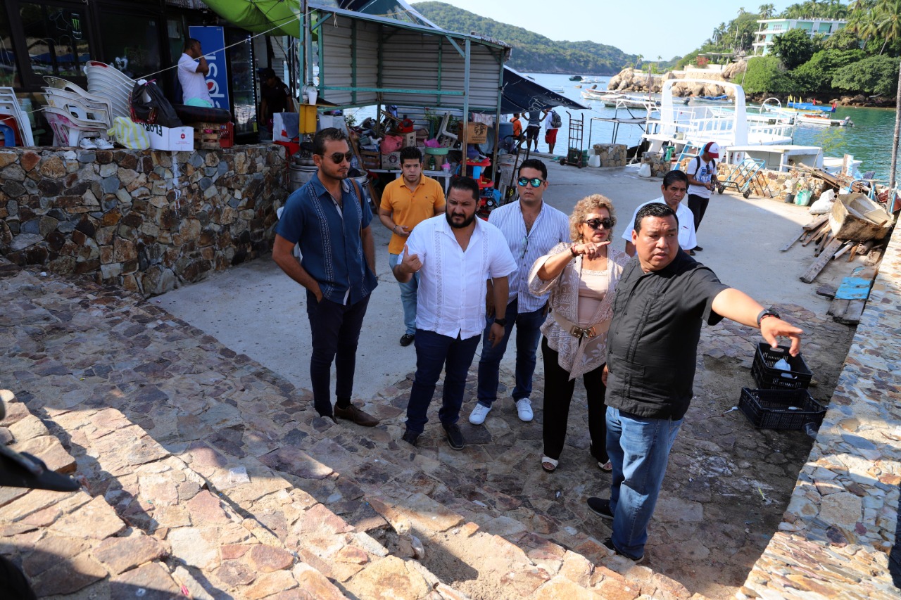 Recorre Adela Román accesos de playas Caleta y Caletilla; exhorta a ofrecer una buena imagen de Acapulco