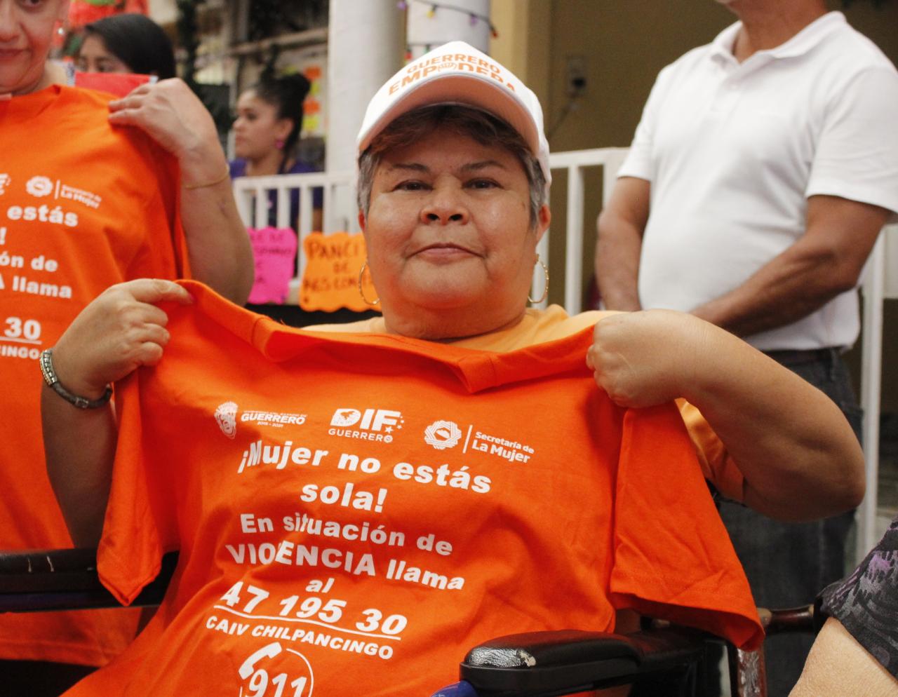 Suma Semujer a locatarias de mercados en los trabajos de la Alerta de Género en Guerrero