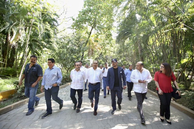 Enviará Astudillo iniciativa para donar al Gobierno de Acapulco el terreno del Palacio Municipal