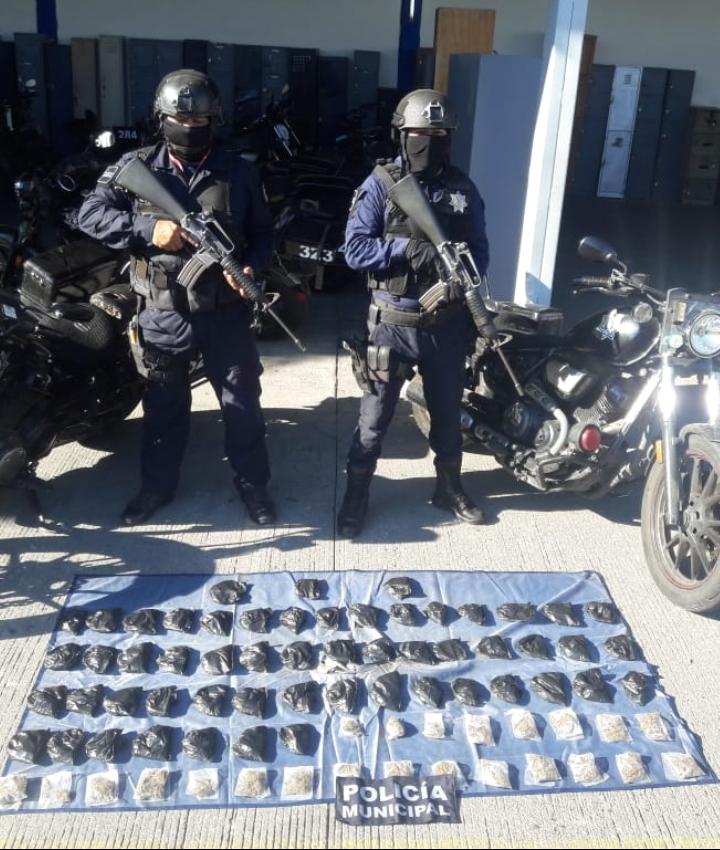 Dejan bolsa repleta de droga en colonia de Acapulco