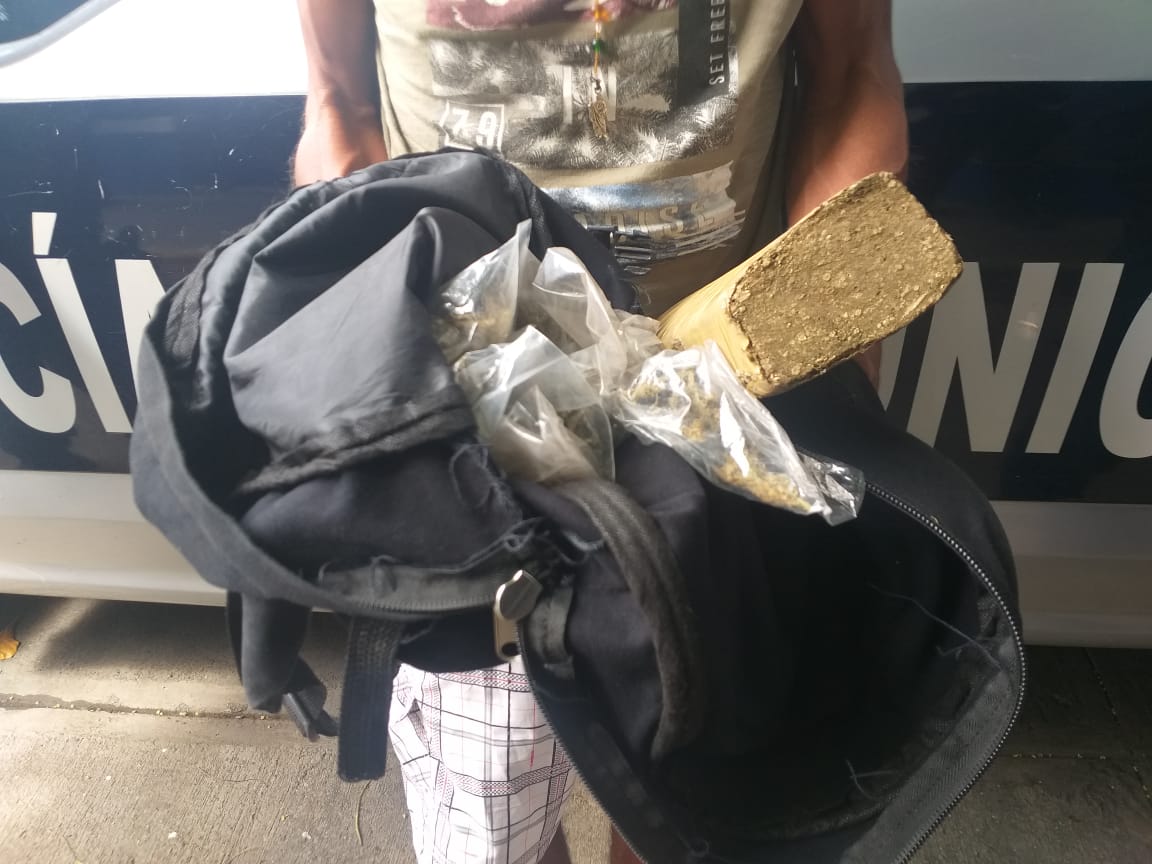 Lo agarran con droga en la colonia Fuerza Aérea de Acapulco