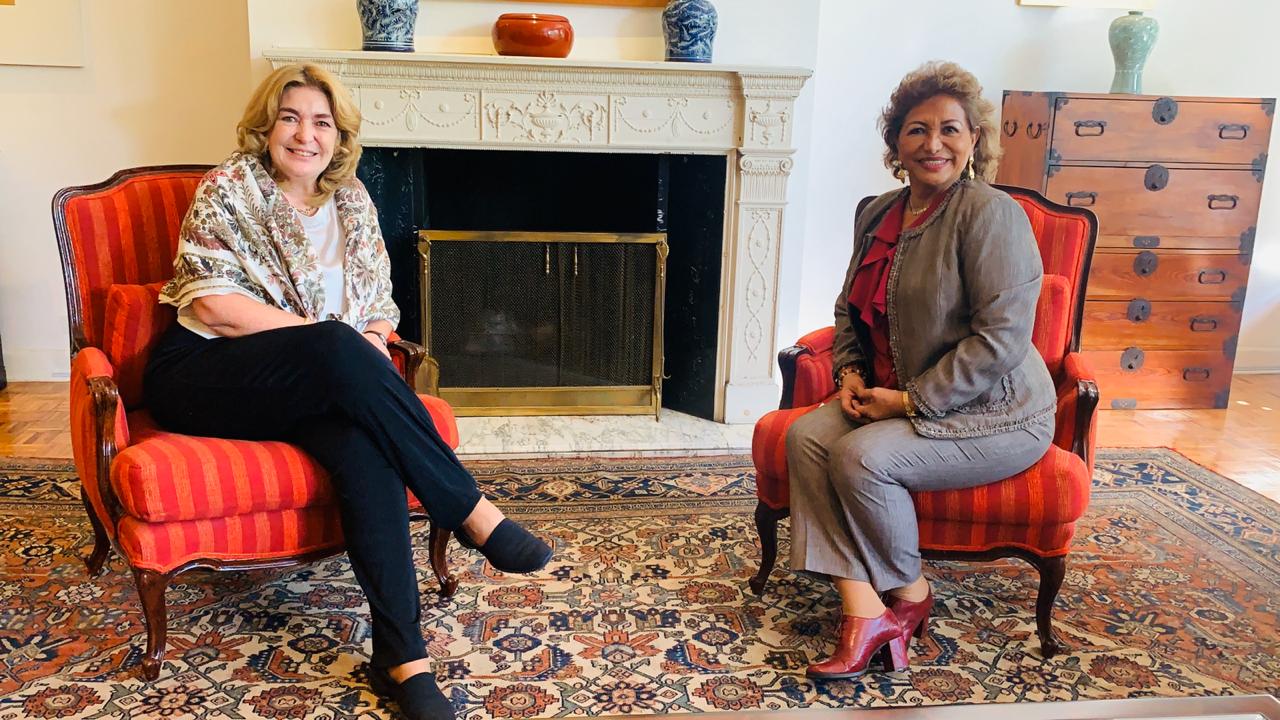 Adela Román se reunió con la embajadora colombiana; renovarán hermanamiento