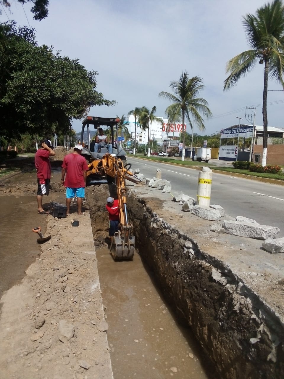 Renovará Capama un tramo de línea que abastece agua potable en zona Diamante