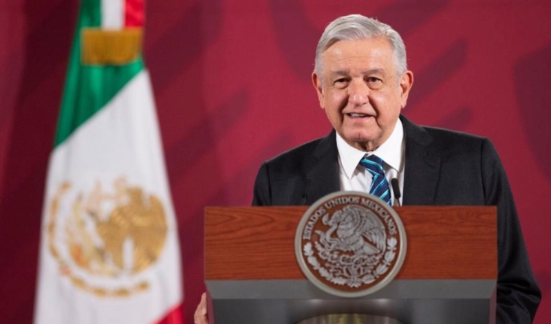 AMLO manda mensaje a Óscar Chávez, tras resultar positivo a Covid-19