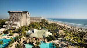 Cierra hoteles corporativo Mundo Imperial en Acapulco