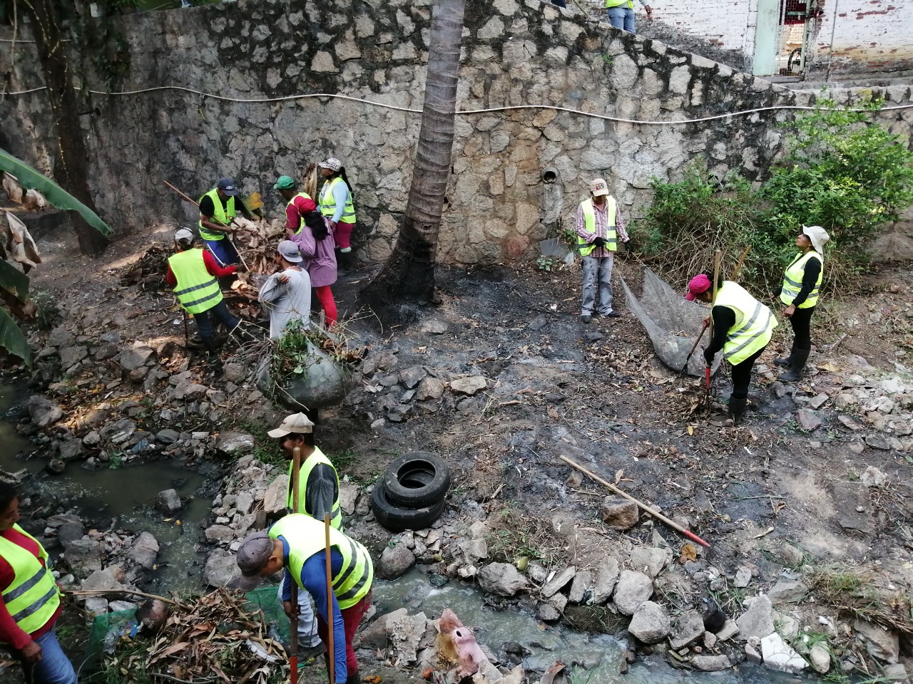 Avance del 90% en la limpieza de 158 barranca en Acapulco por temporada de lluvias