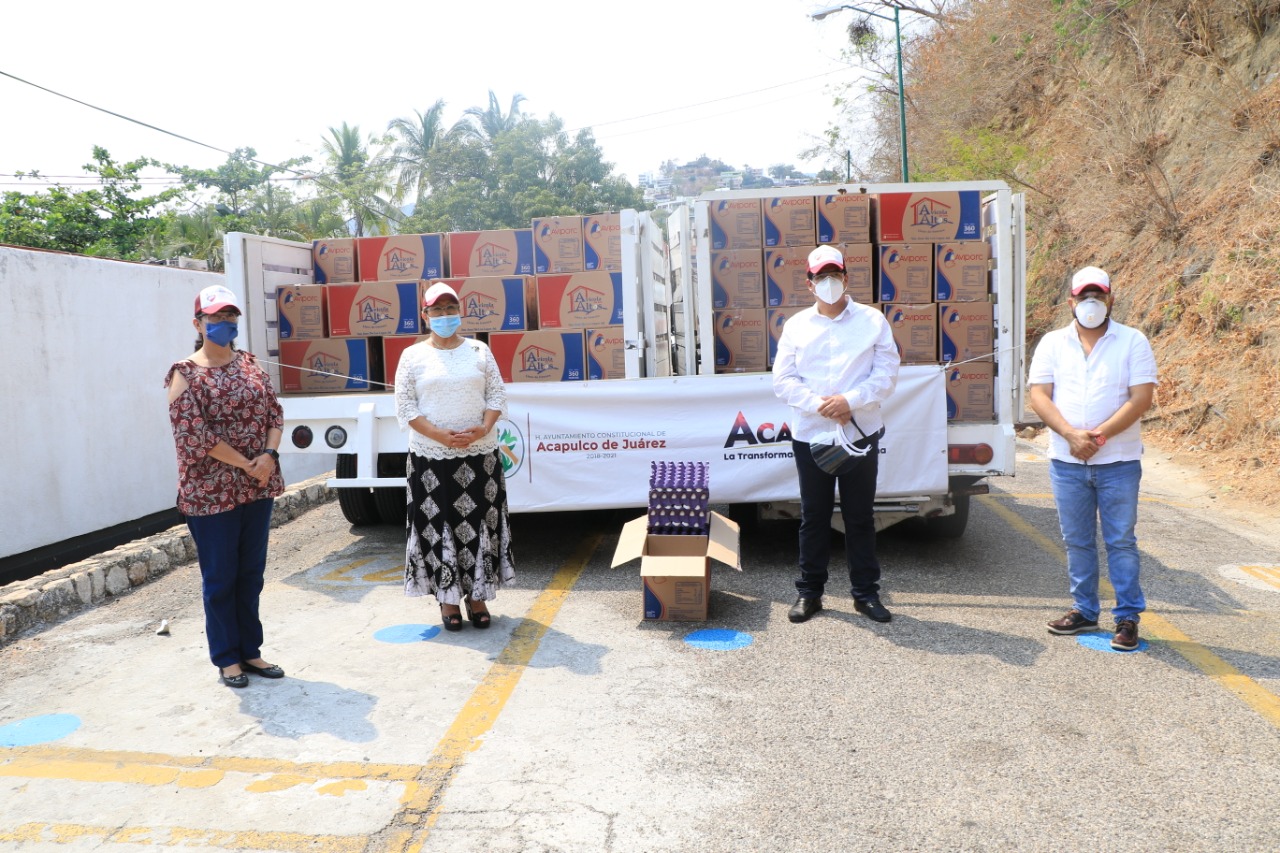Instalan 5 cocinas comunitarias más en Acapulco; IP mantiene donaciones