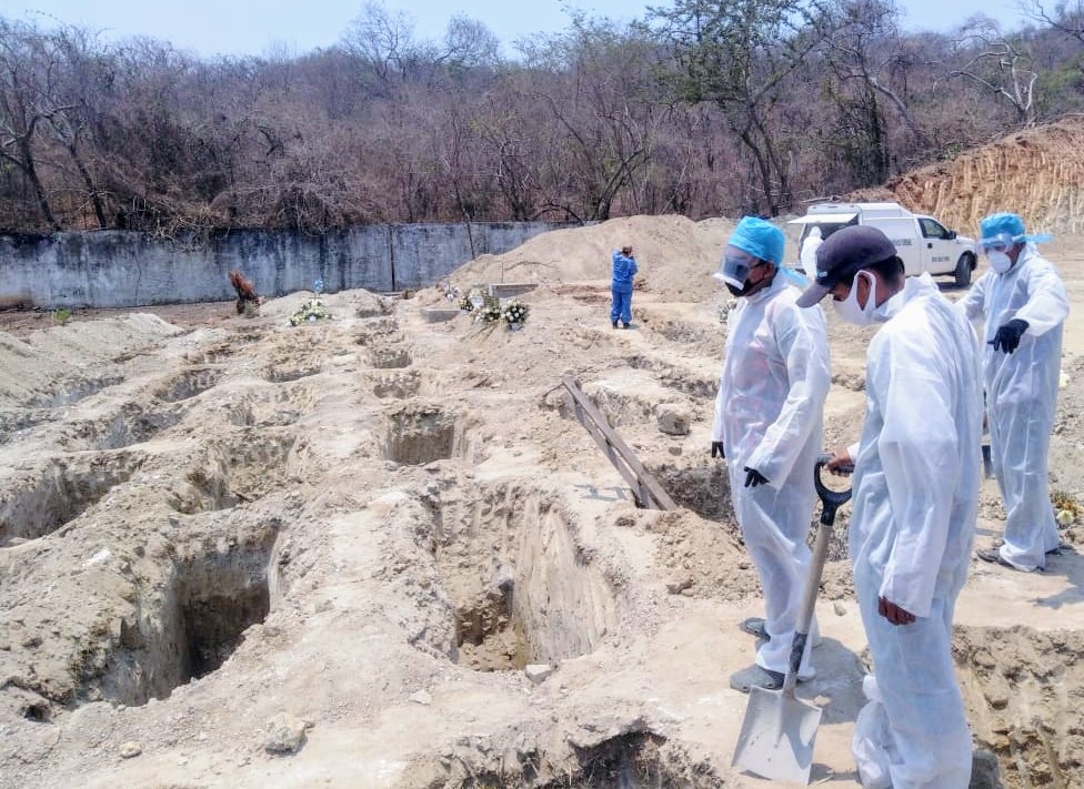 Listas 70 tumbas en el panteón El Palmar por aumento del Covid-19 en Acapulco
