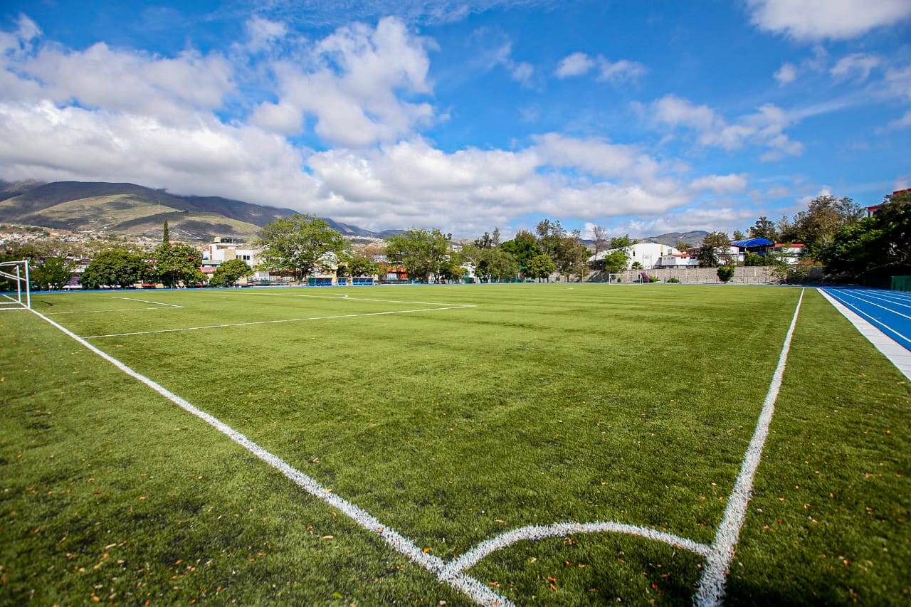 Supervisa Astudillo instalaciones deportivas en Chilpancingo