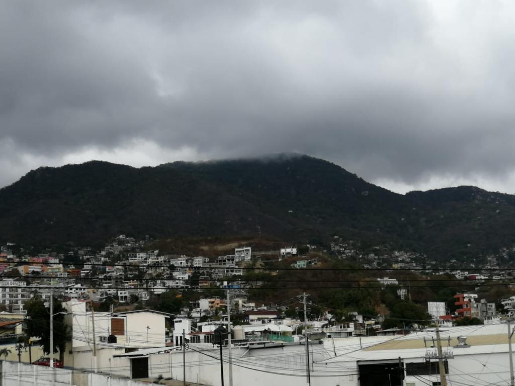 Prevén fuertes lluvias con actividad eléctrica para Guerrero