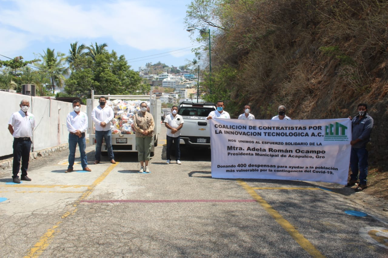 Por tercera vez contratistas de Acapulco entregan despensas al municipio