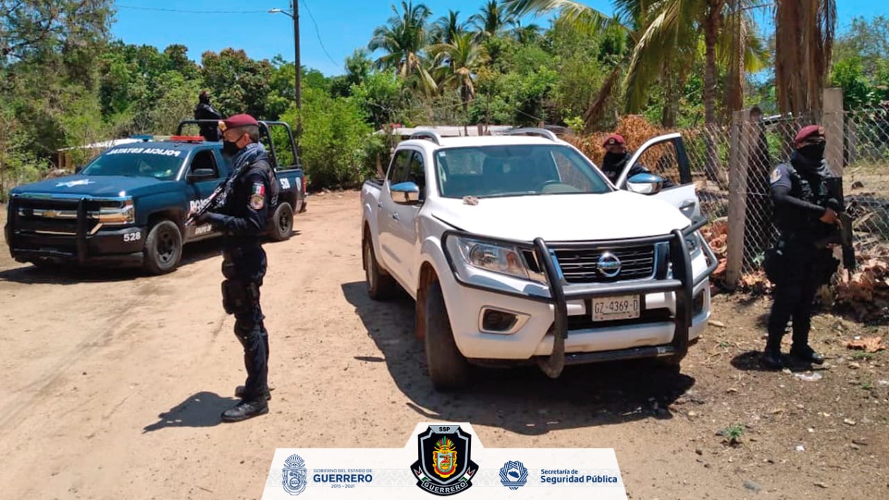Recupera Grupo Jaguar camioneta con reporte de robo en Petatlán