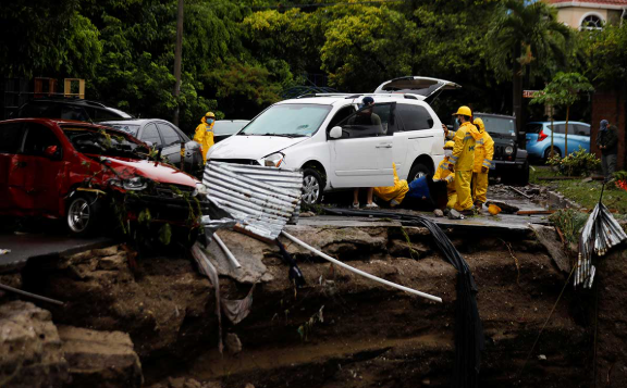 Tormenta ‘Amanda’ deja al menos 18 muertos en Centroamérica