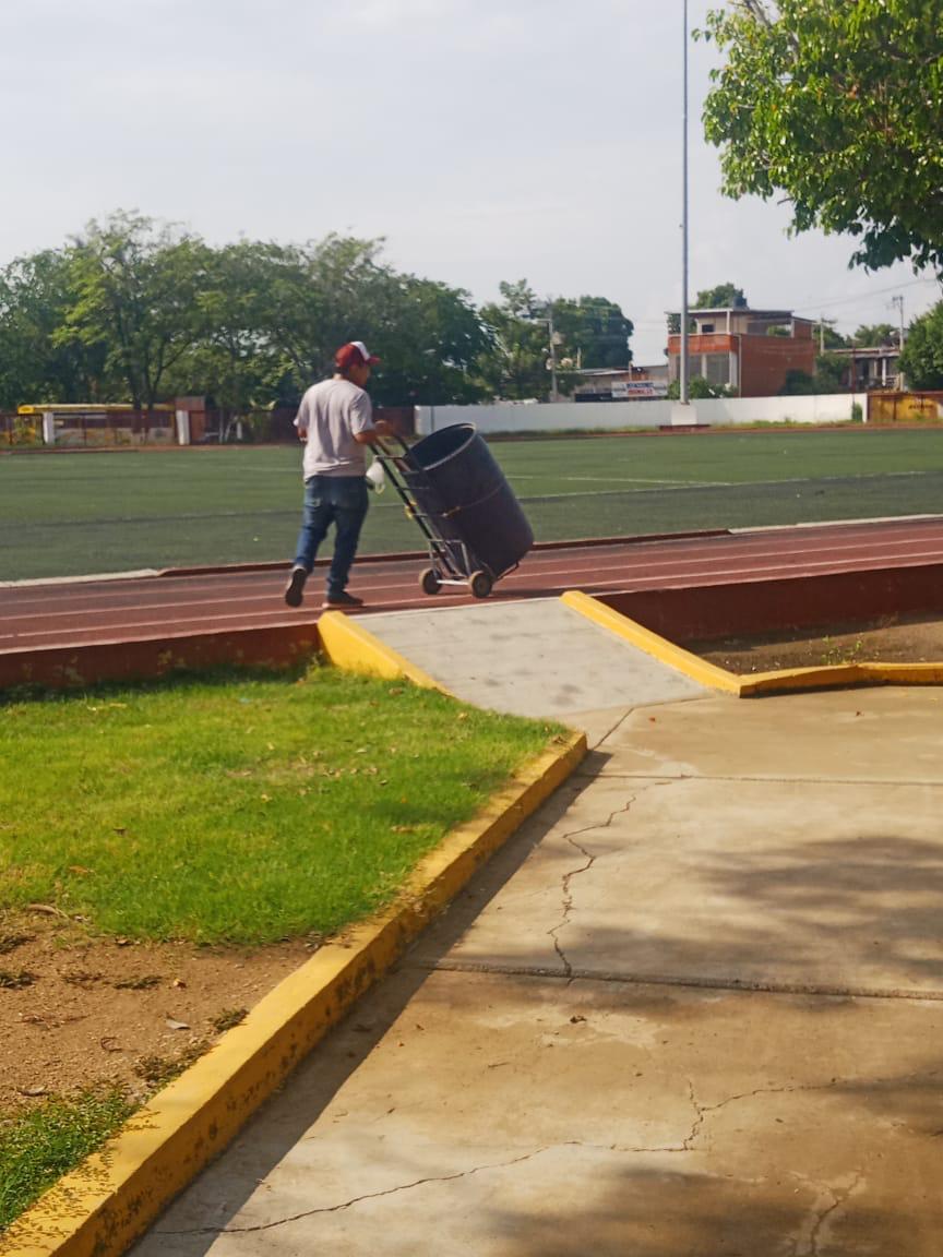 Unidades deportivas continúan cerradas para evitar COVID-19