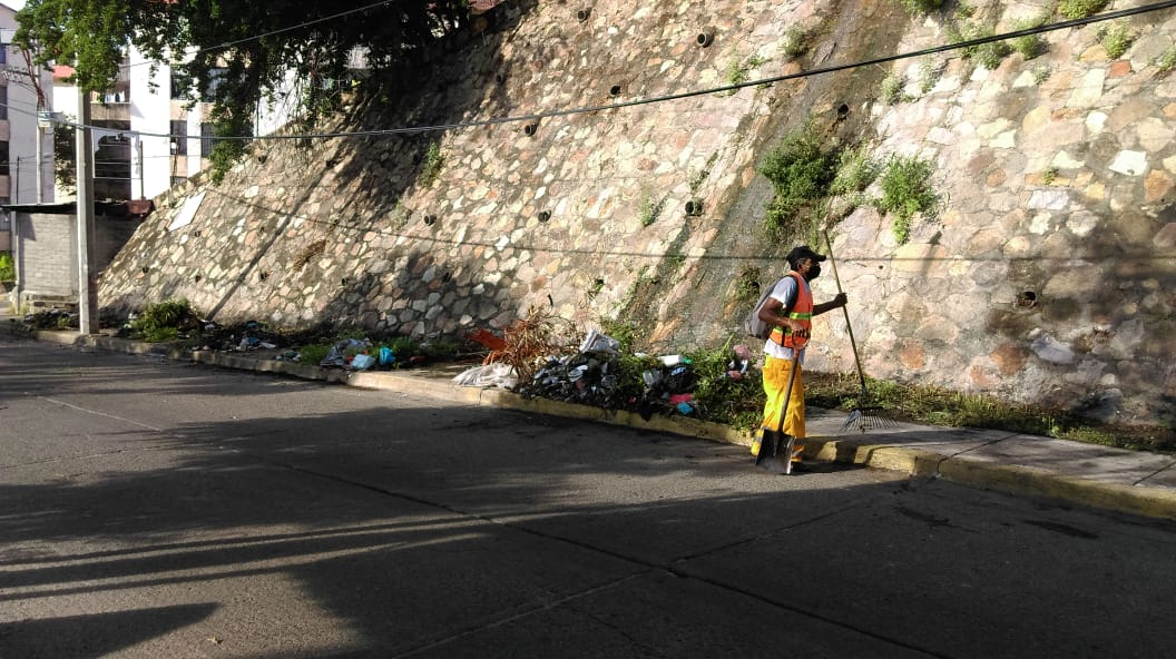 Erradica Saneamiento Básico puntos negros en Coloso