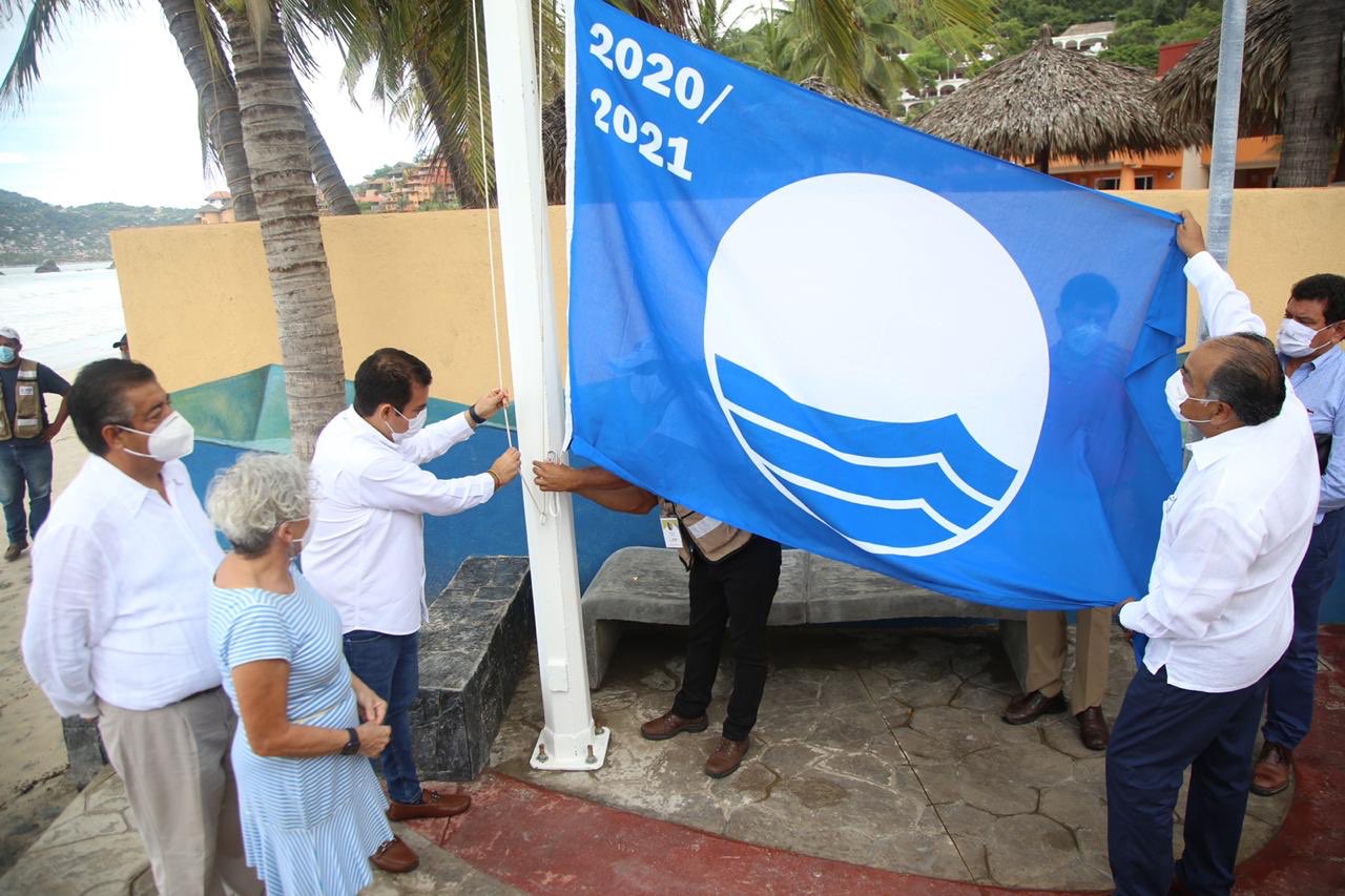 Obtiene certificación internacional playa de Zihuatanejo