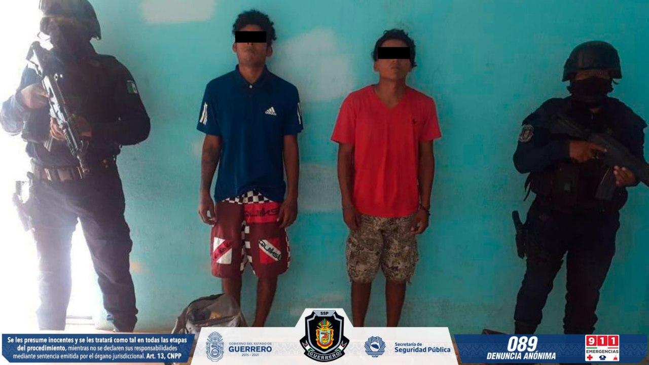 Asegura Grupo Táctico “Centauro” a dos masculinos con presunta droga en Acapulco ﻿