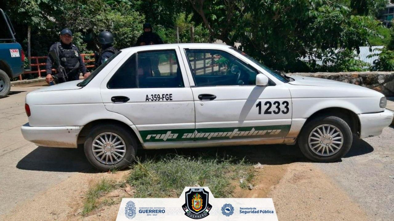 Policía Estatal y SEDENA recuperan un vehículo con reporte de robo en Acapulco