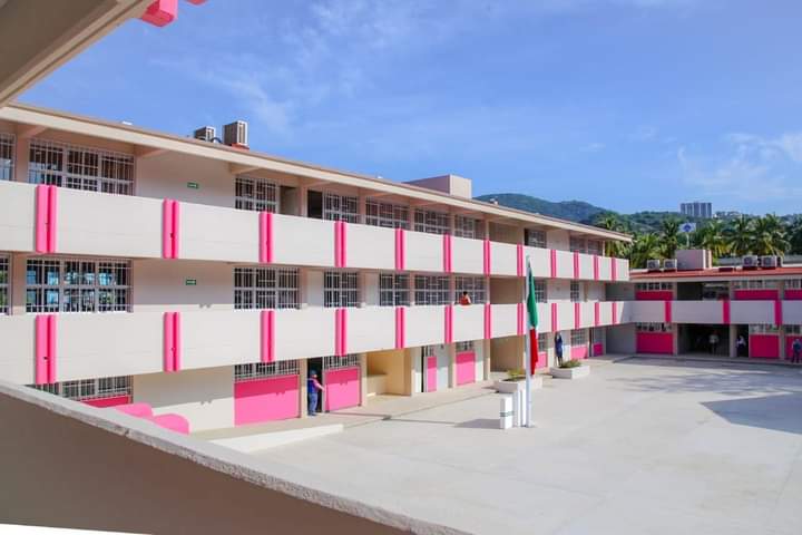 Más de 148 escuelas se han rehabilitado en Acapulco #ServirSinLimites