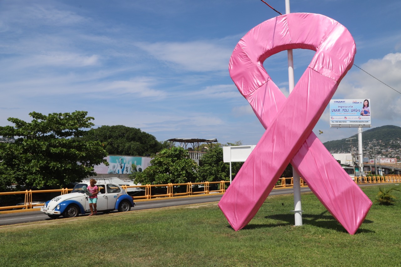 Conmemora Gobierno Municipal lucha contra el cáncer de mama
