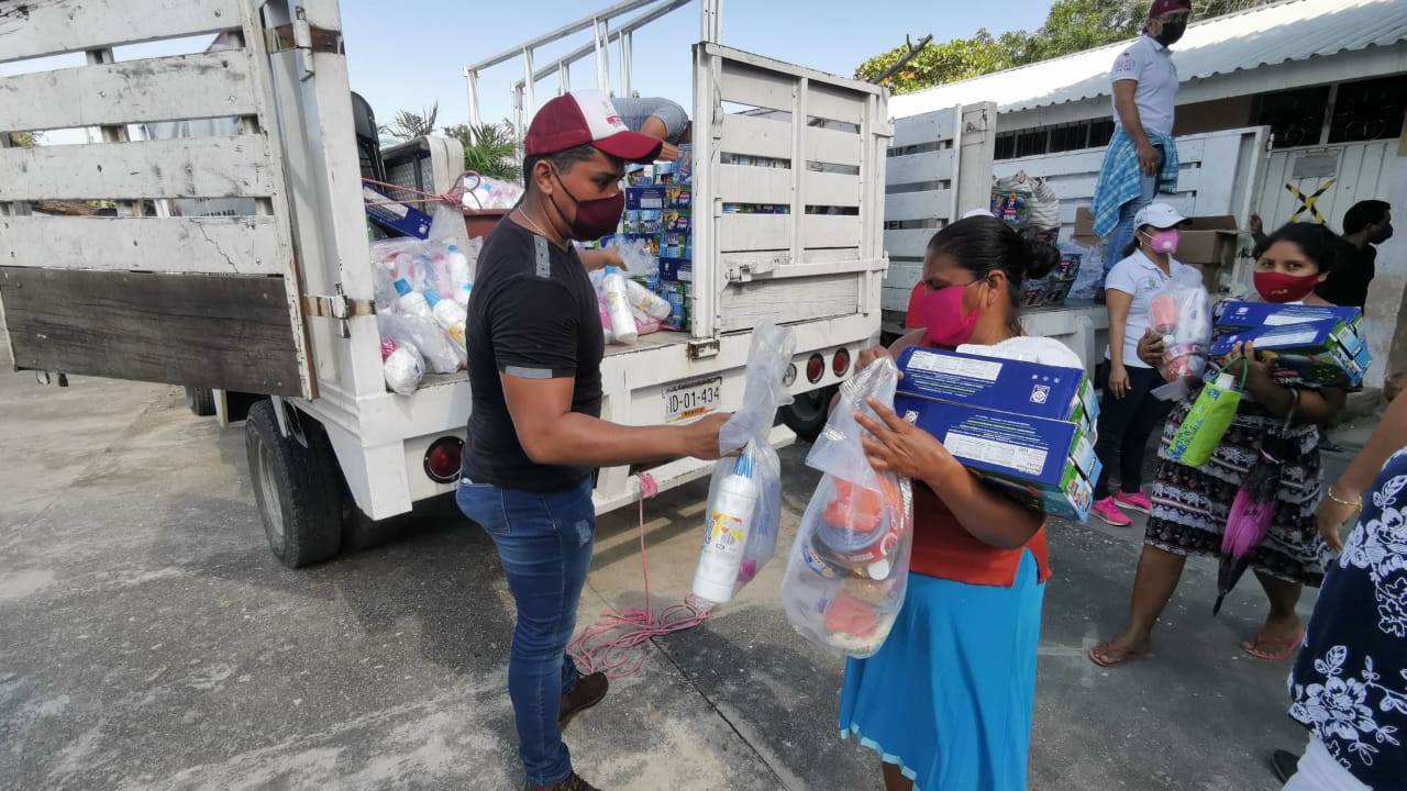 Lleva DIF Acapulco lentes y aparatos funcionales a la zona rural