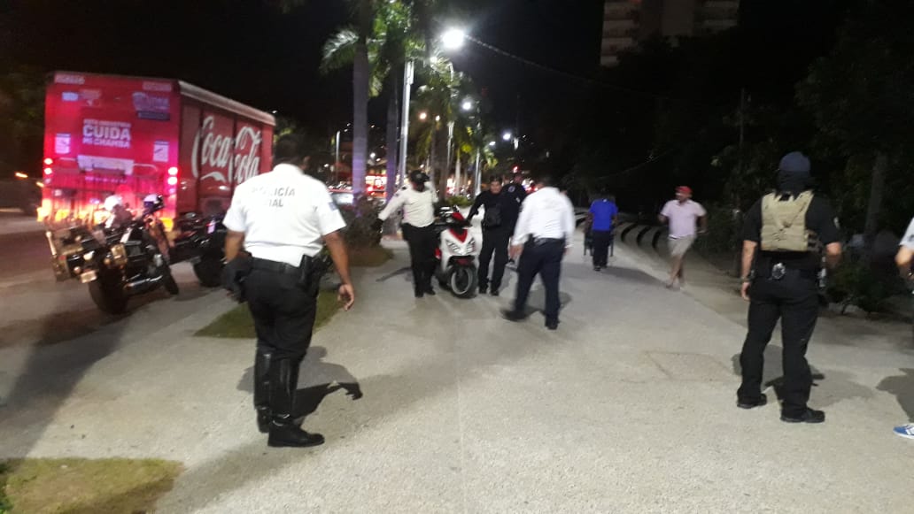 Retira Policía Vial motocicletas estacionadas en zonas peatonales