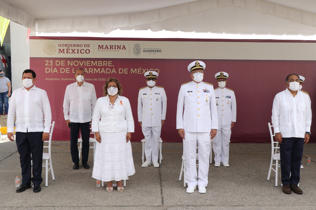 Participa Adela Román en la Ceremonia de Aniversario del Día de la Armada de México