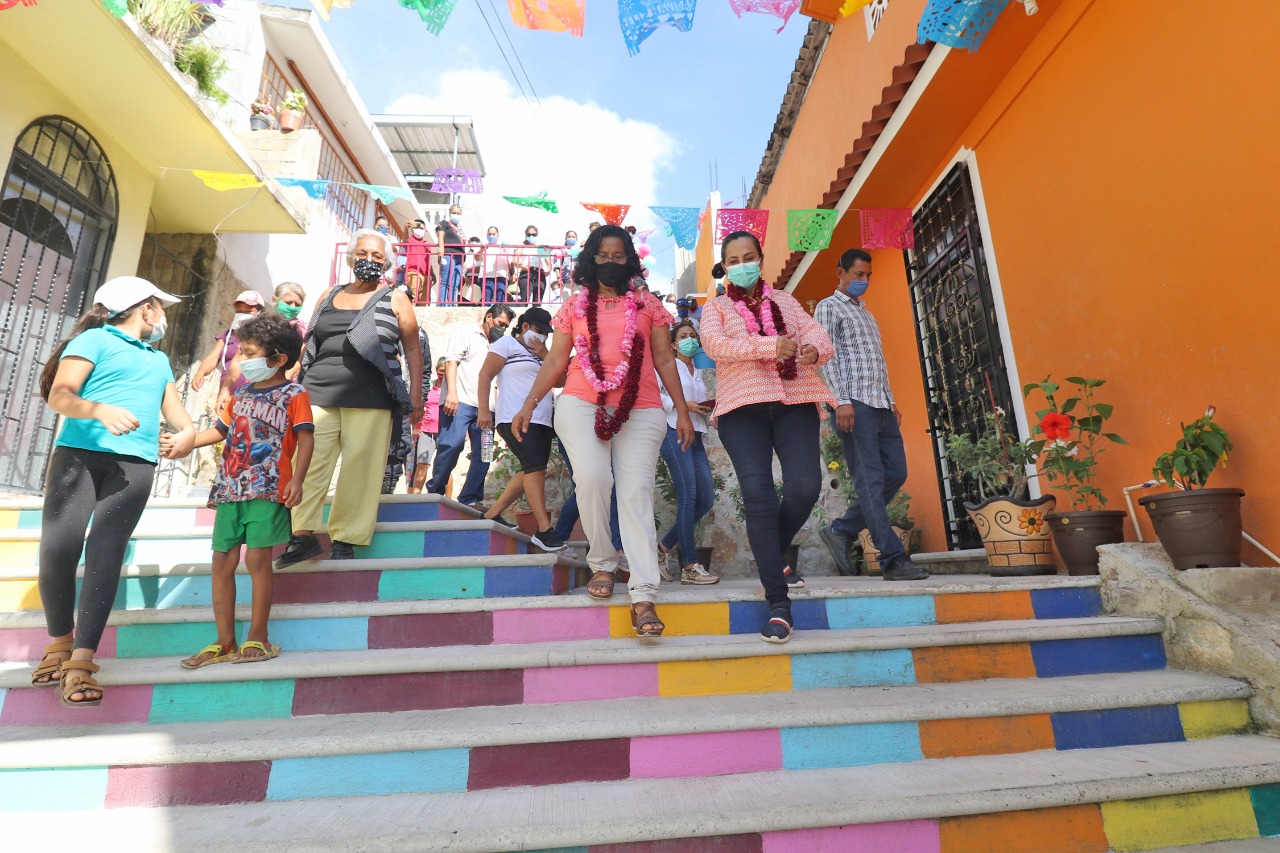 Entrega Gobierno de Adela Román obras de impacto social en la zona poniente de Acapulco