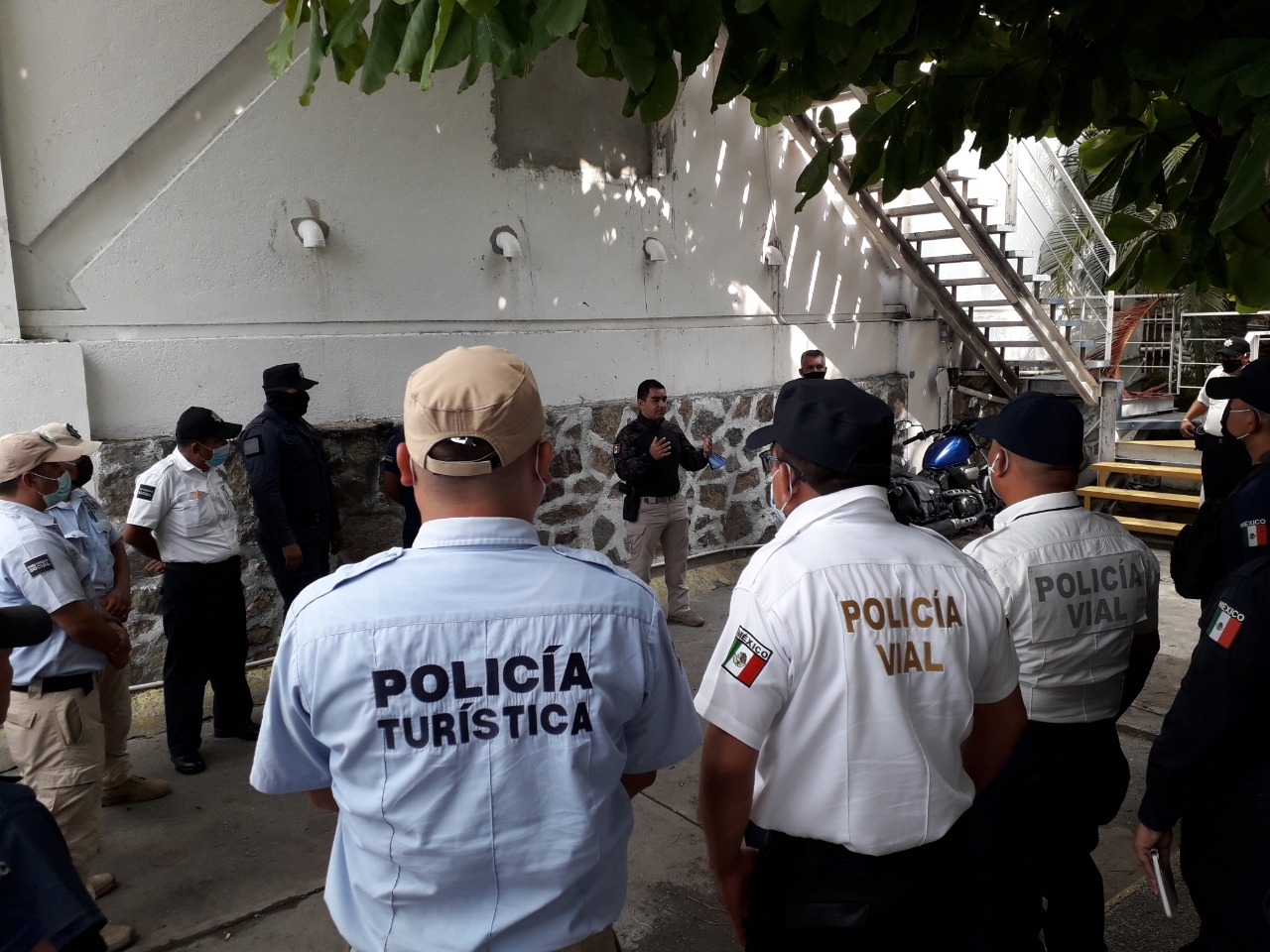 Capacitan a policías de Acapulco para aplicar correctamente protocolos de actuación