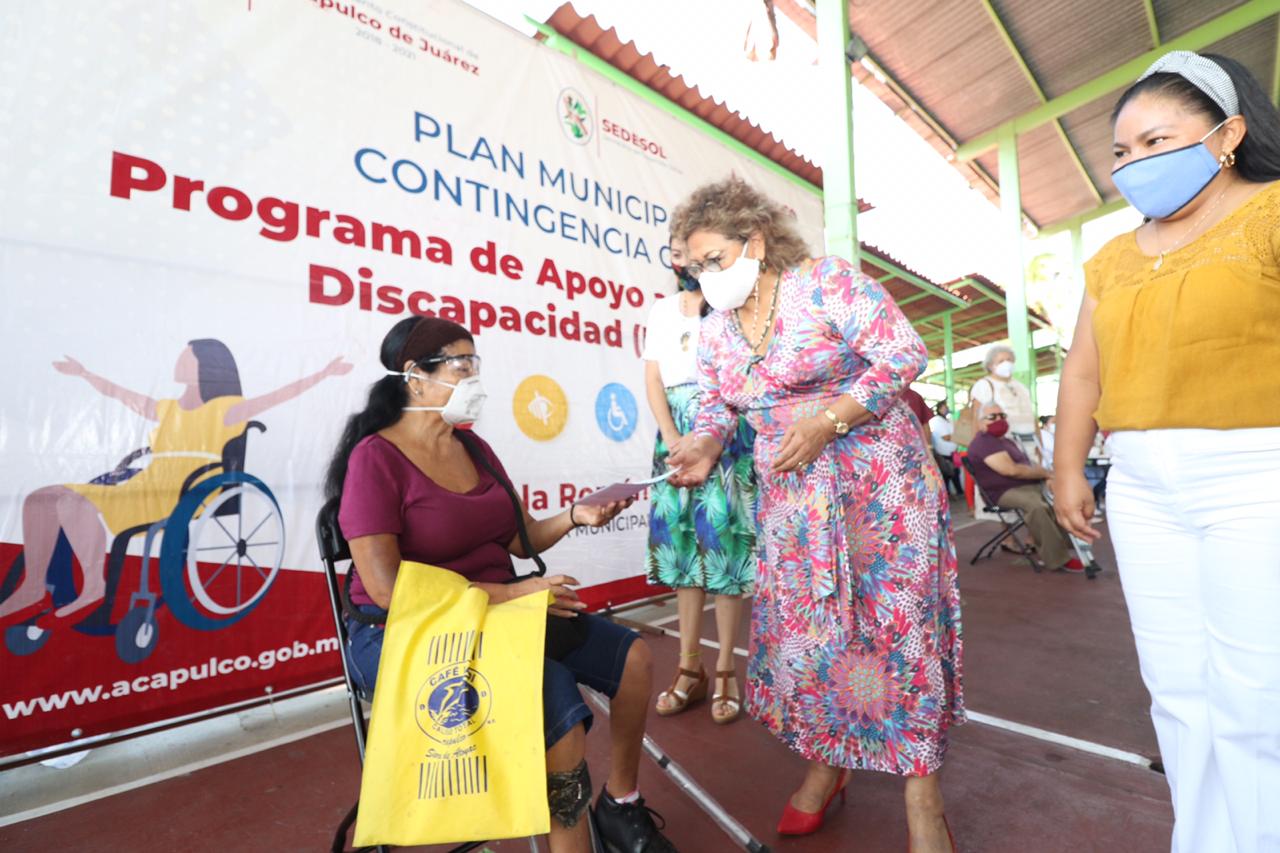 Cumple Gobierno de Adela Román con el pago a discapacitados