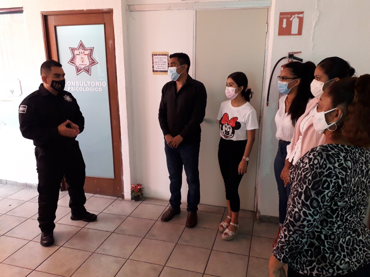 Recibe personal de la SSP de Acapulco atención médica, jurídica y psicológica