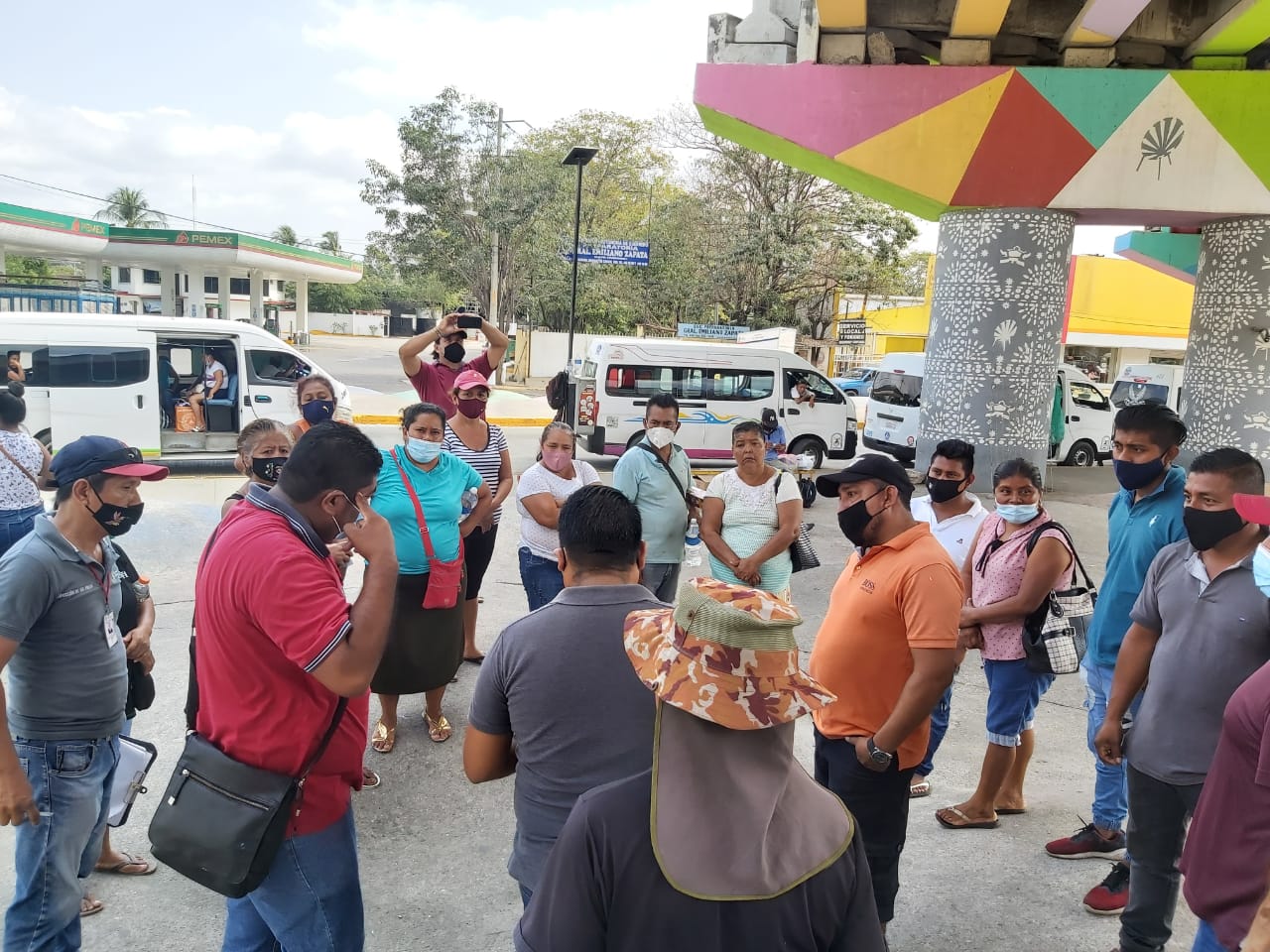 Reordena Gobierno de Acapulco a comerciantes informales para evitar contagios de COVID-19g