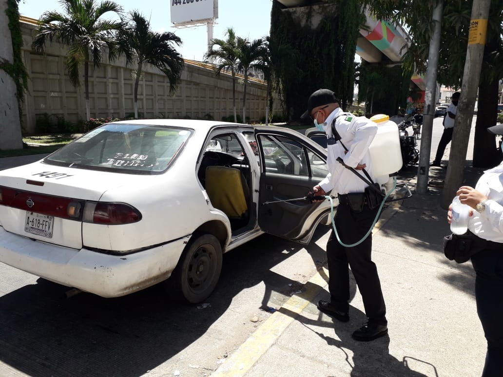 Intensifican dispositivos de desinfección del transporte público