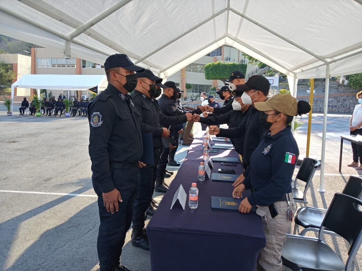 Capacitan a elementos de la Policía Estatal en cursos de reacción inmediata para brindar mayor seguridad