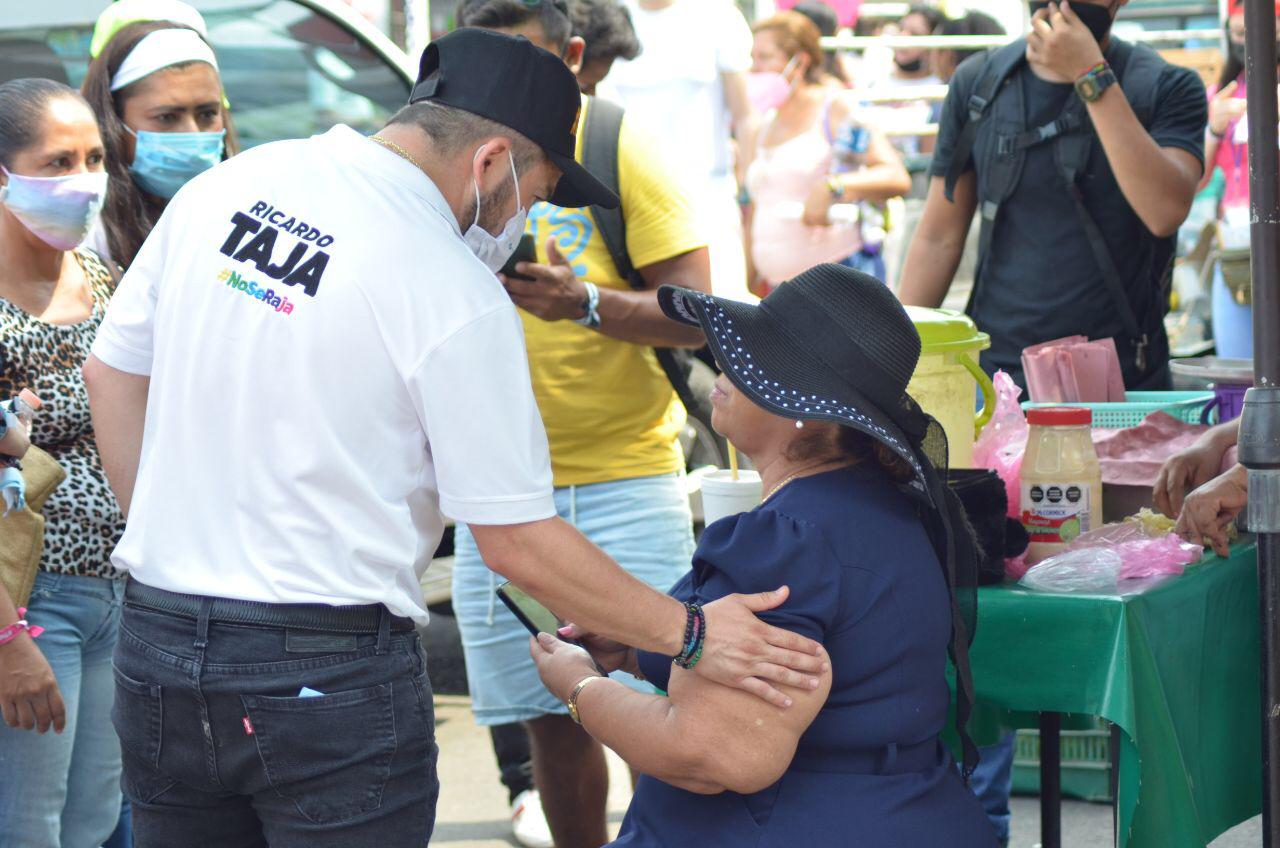 Audiencias ciudadanas en colonias para solución de demandas sociales: Taja