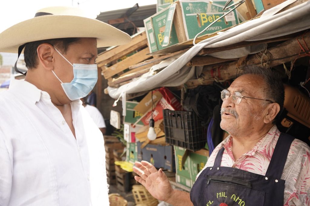 Pide Pablo Amílcar a comerciantes de la calle Vallarta sostener e impulsar los logros de la 4T, para beneficio de la colectividad