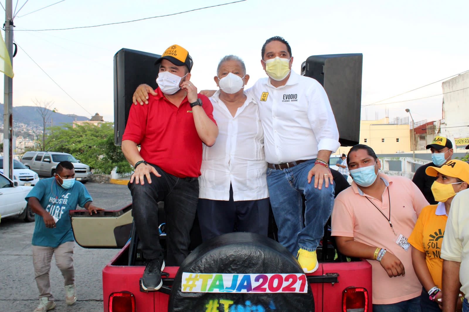 Defenderá Ricardo Taja a los trabajadores del volante en Acapulco
